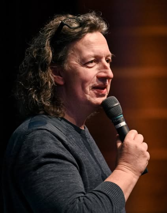 KI�G�S HELYETT �J KIH�V�SOK