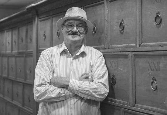 MEGEML�KEZ�S FEISZT GY�RGYR�L