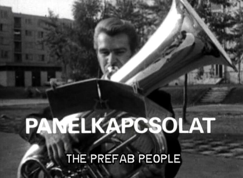PANELKAPCSOLAT